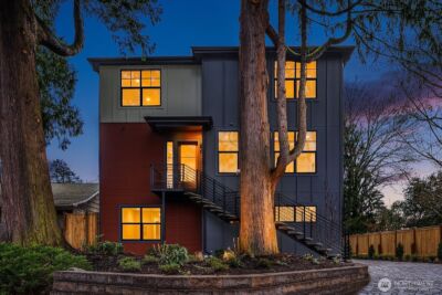 2615 NE 87th Street , Seattle, WA 98115 - Photo 2