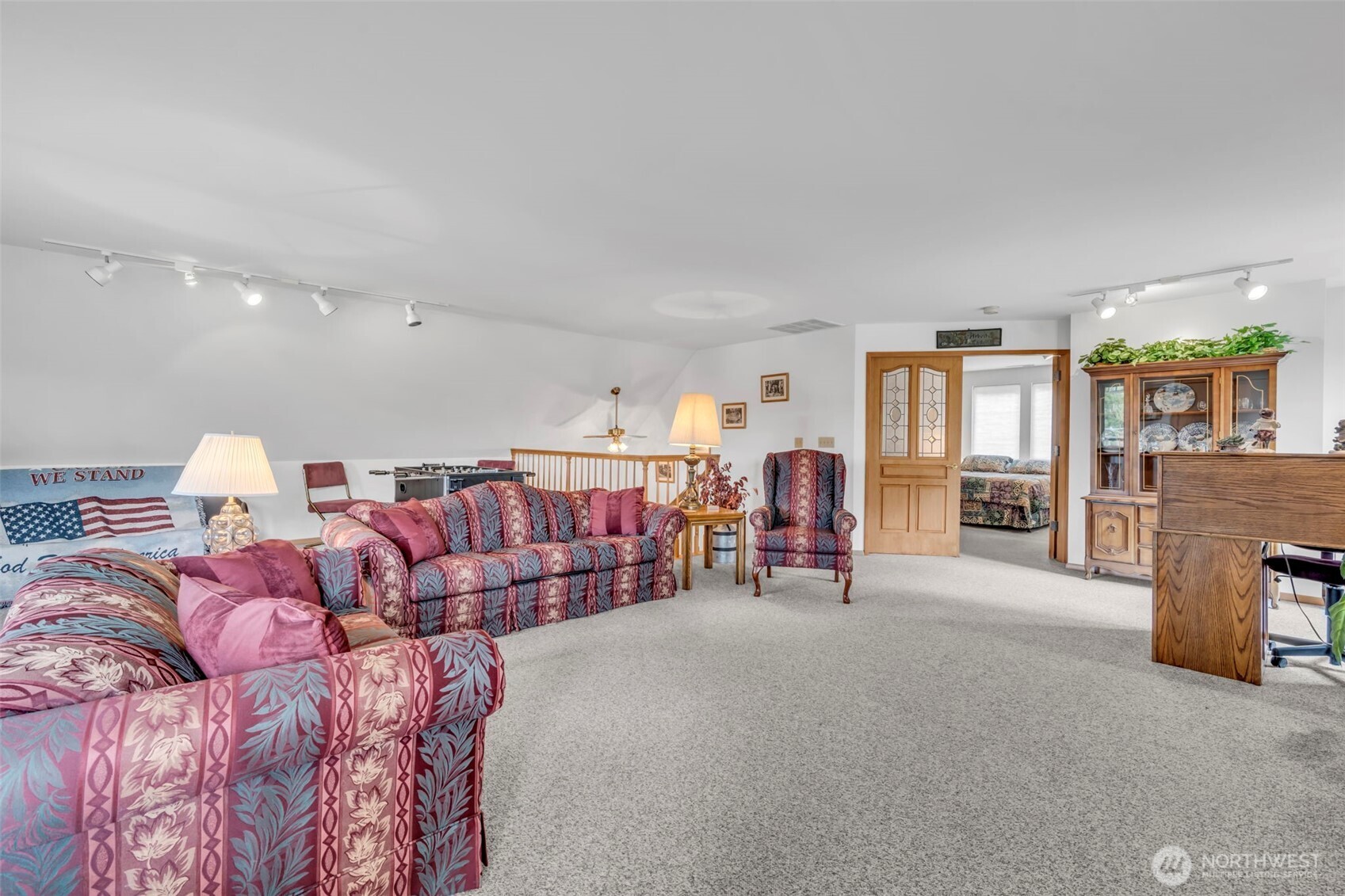303 N B Street , Roslyn, WA 98941