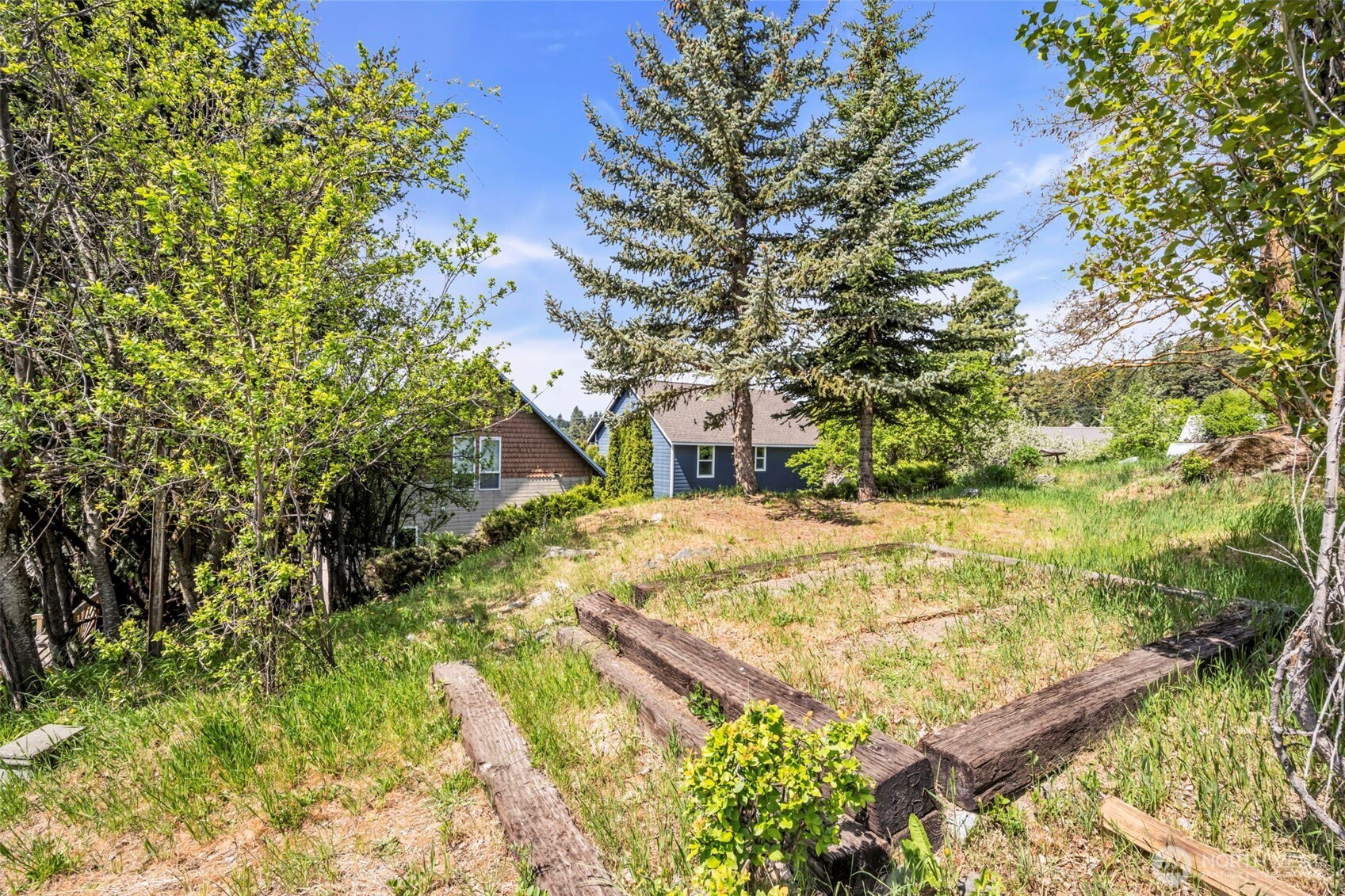 303 N B Street , Roslyn, WA 98941