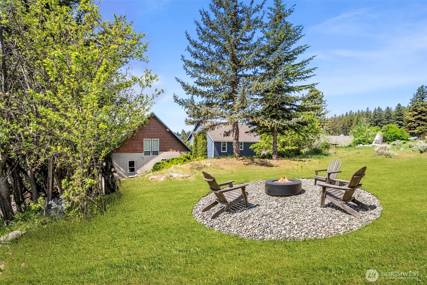 303 N B Street , Roslyn, WA 98941