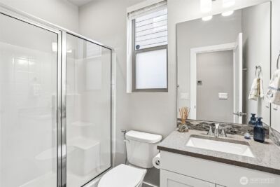 24 151st Street SW, Lynnwood, WA 98087-2601 - Photo 12