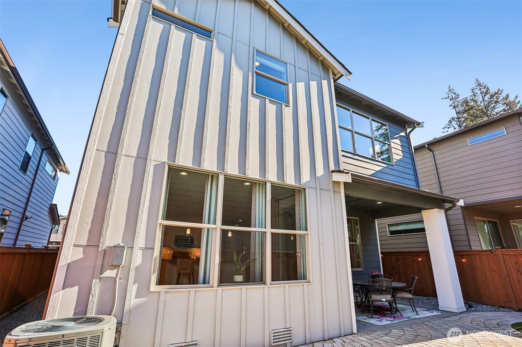24 151st Street SW, Lynnwood, WA 98087-2601