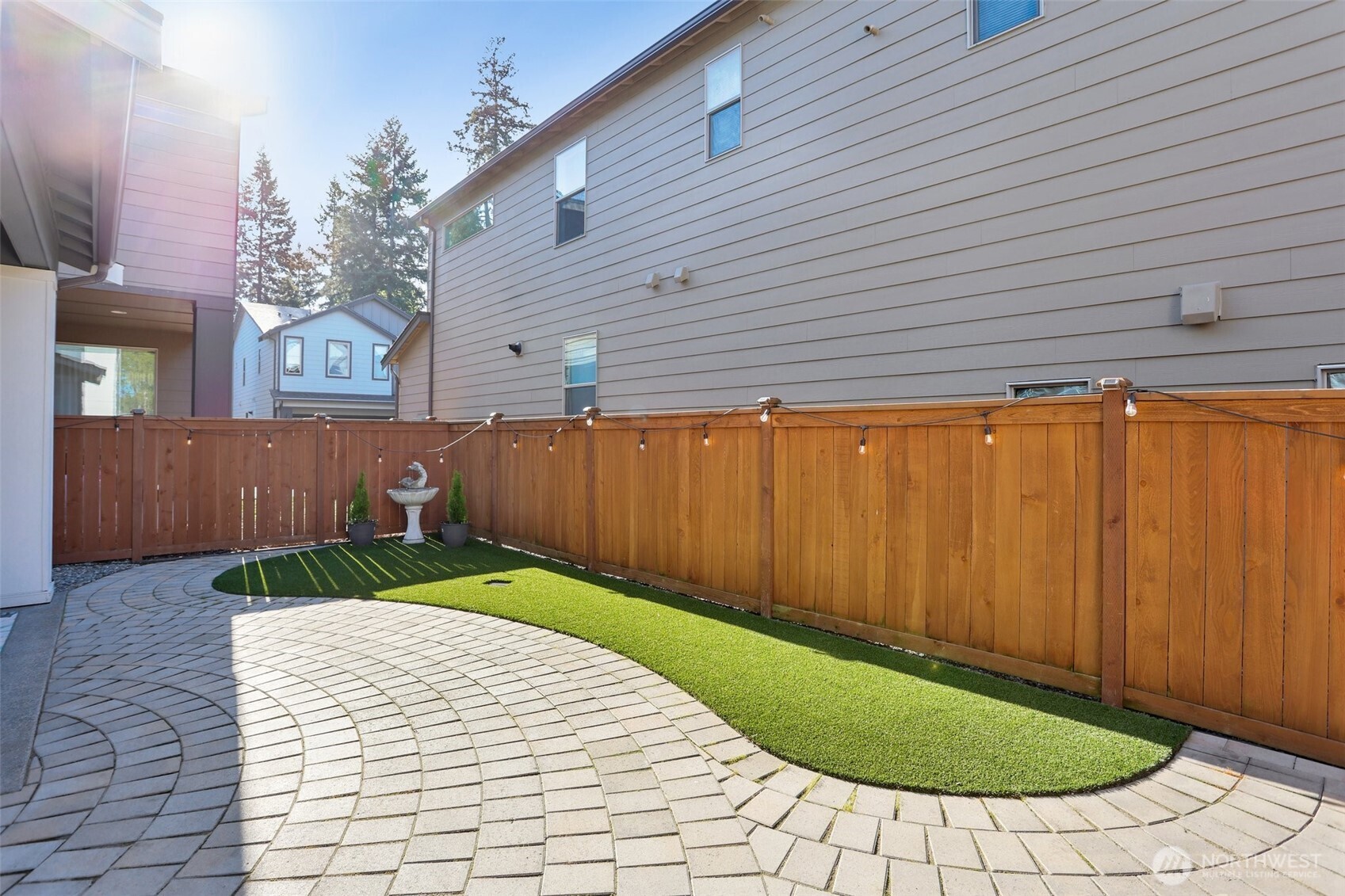 24 151st Street SW, Lynnwood, WA 98087-2601