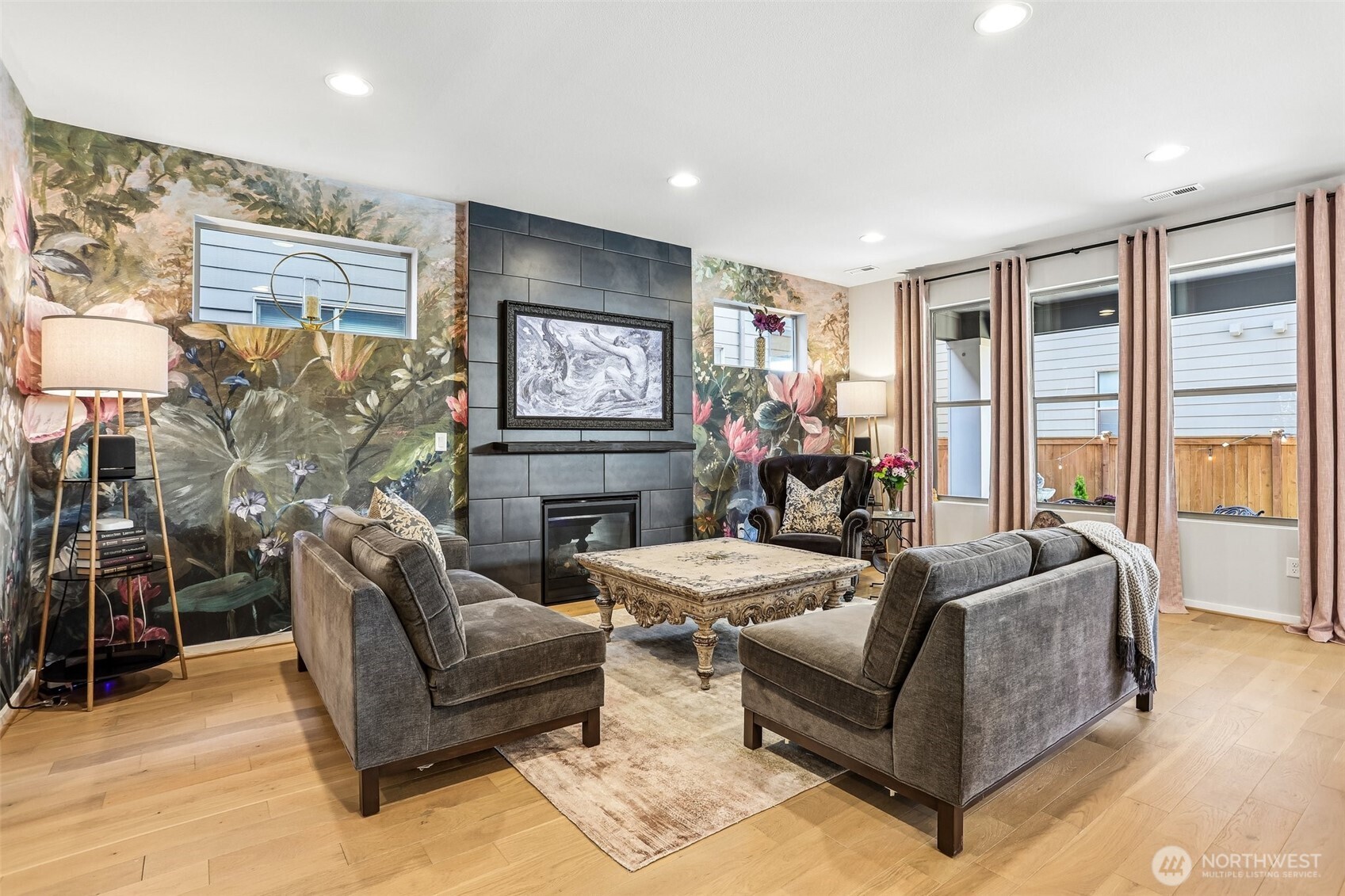 24 151st Street SW, Lynnwood, WA 98087-2601