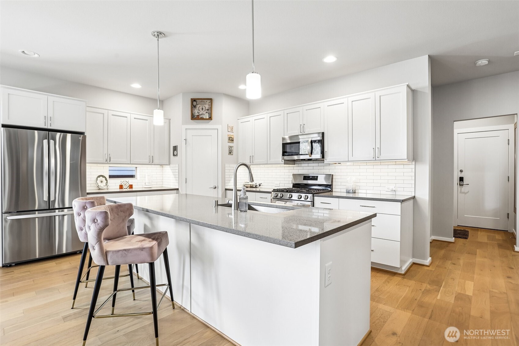 24 151st Street SW, Lynnwood, WA 98087-2601