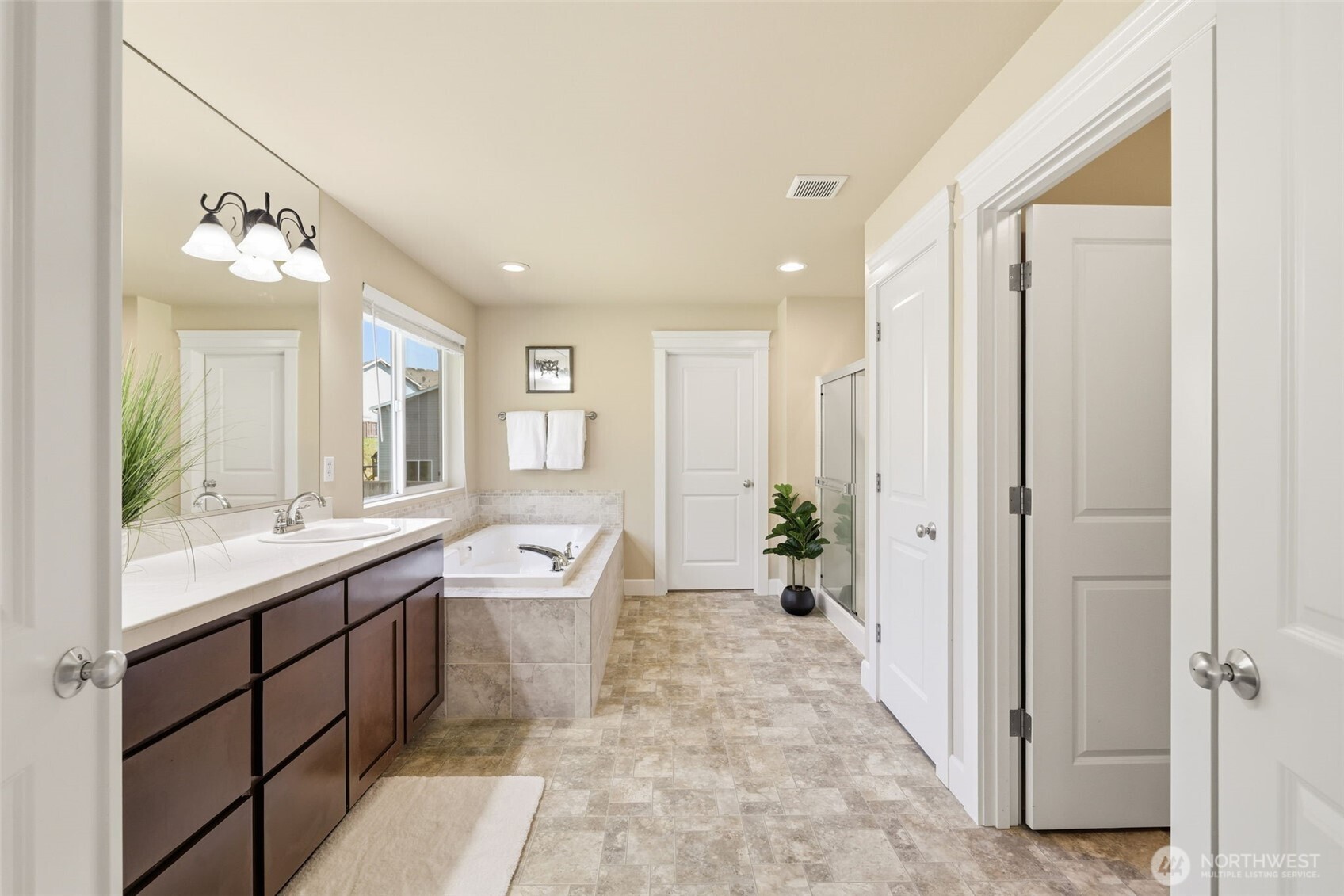 17921 120th Street Ct E, Bonney Lake, WA 98391