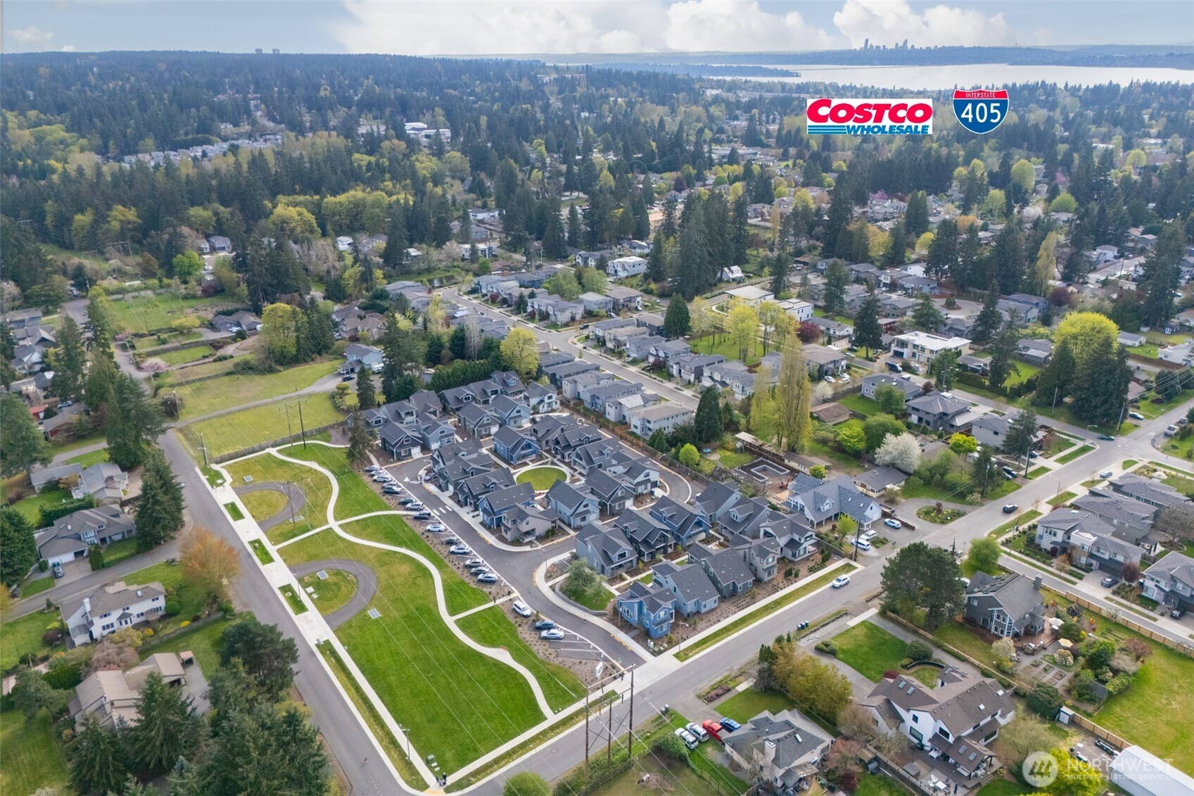 10215 135th Circle NE #28, Kirkland, WA 98033