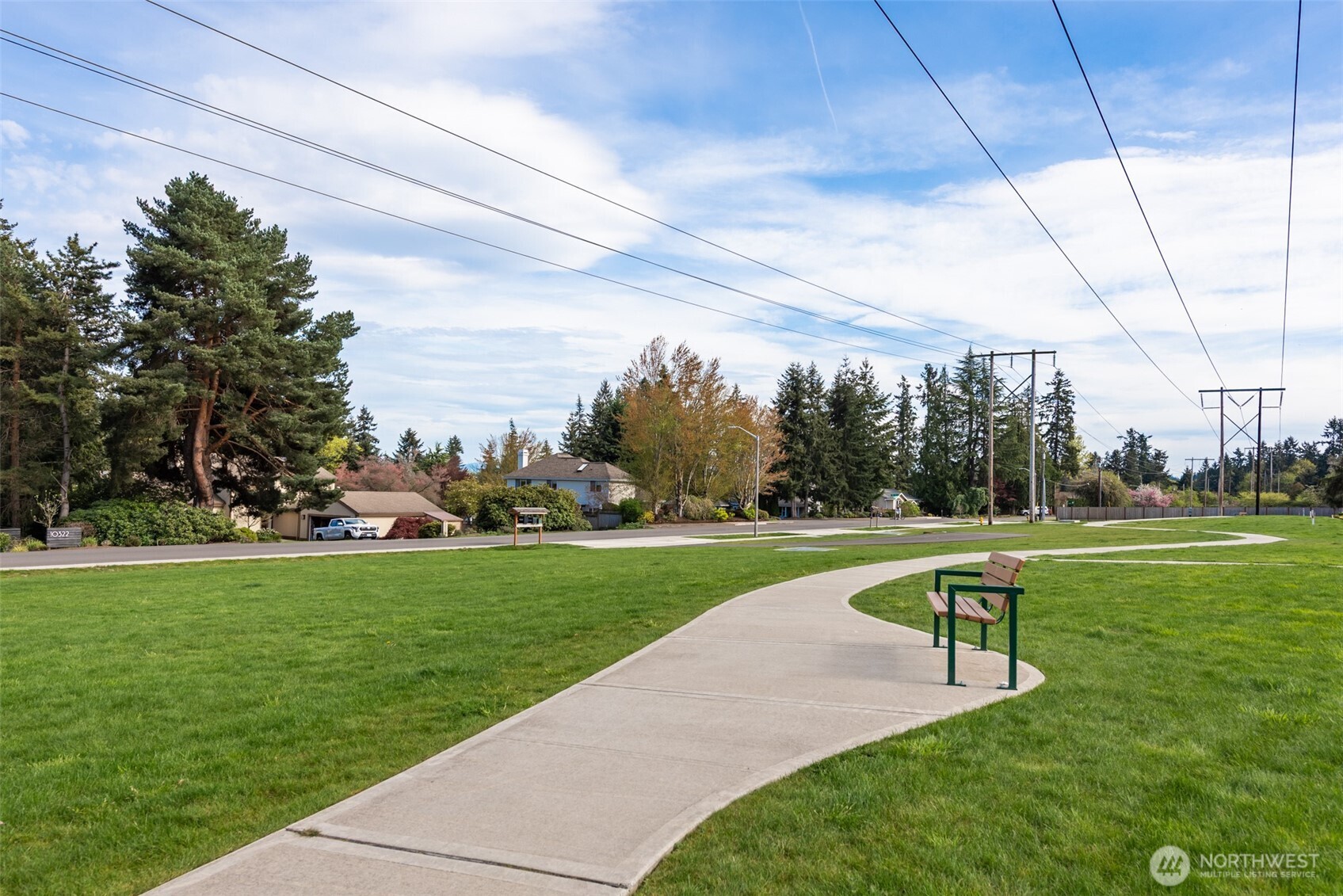 10215 135th Circle NE #28, Kirkland, WA 98033