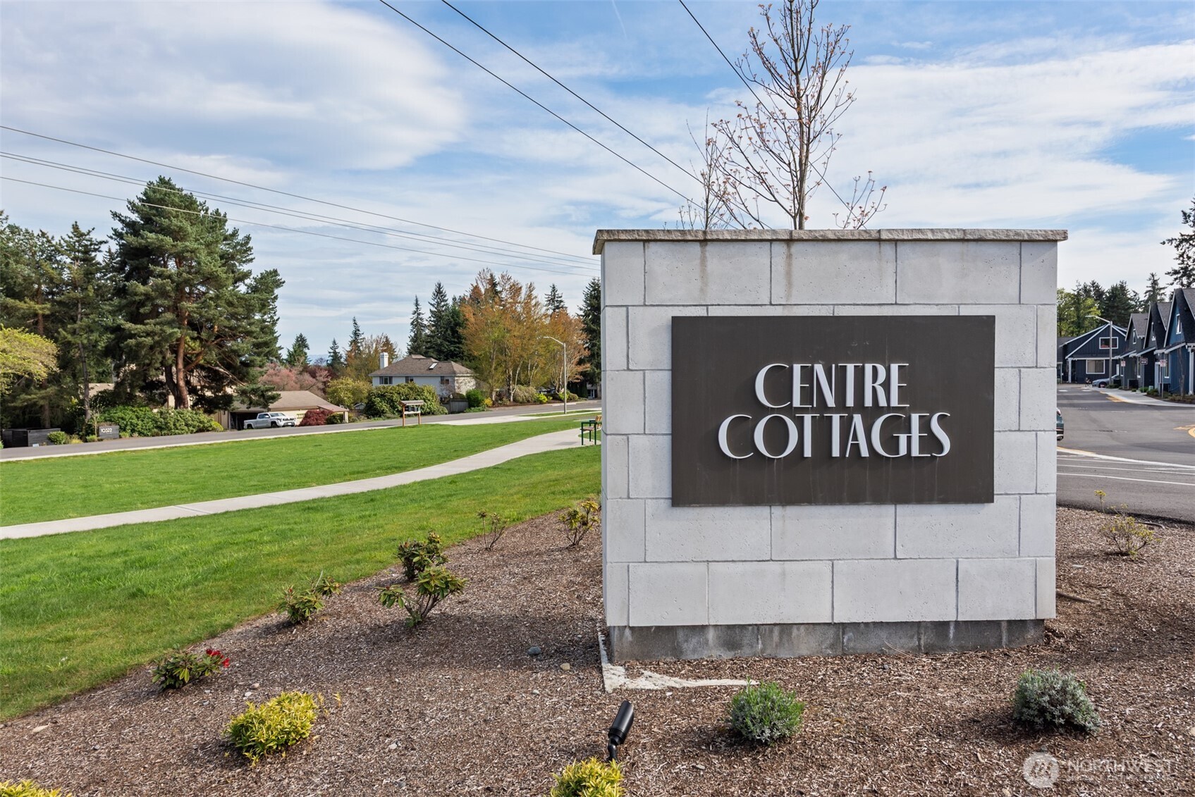 10215 135th Circle NE #28, Kirkland, WA 98033