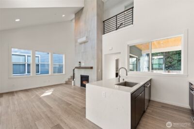 10215 135th Circle NE #28, Kirkland, WA 98033 - Photo 8