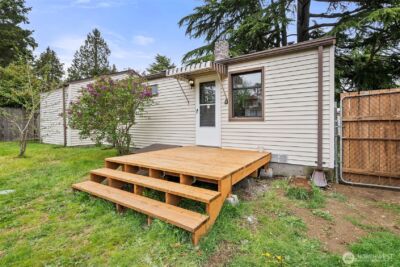 9747 Evanston Ave N, Seattle, WA 98103 - Photo 26
