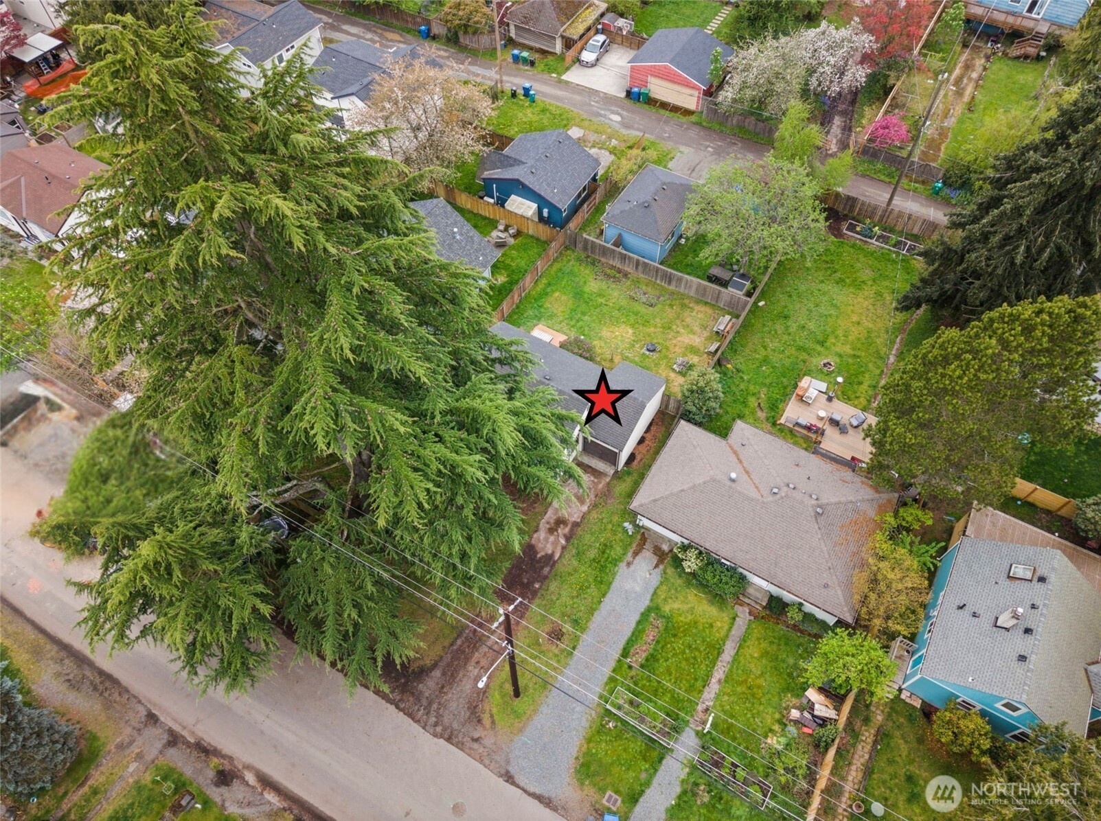 9747 Evanston Ave N, Seattle, WA 98103