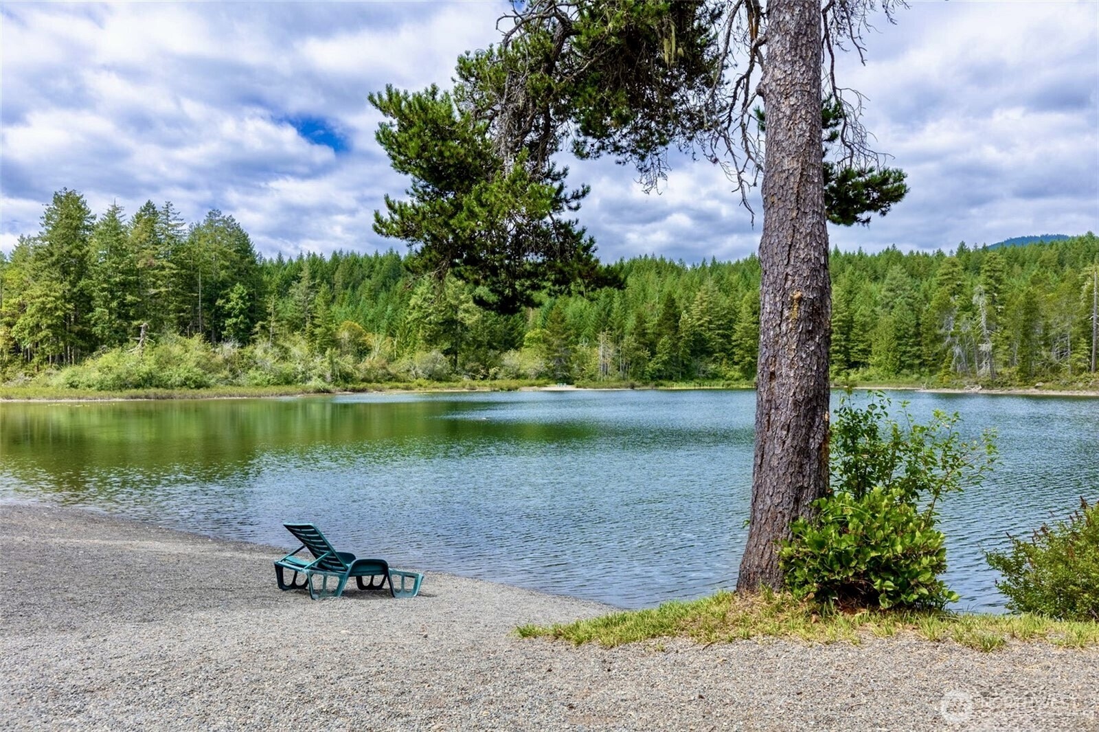 619 N Colony Surf Drive , Lilliwaup, WA 98555