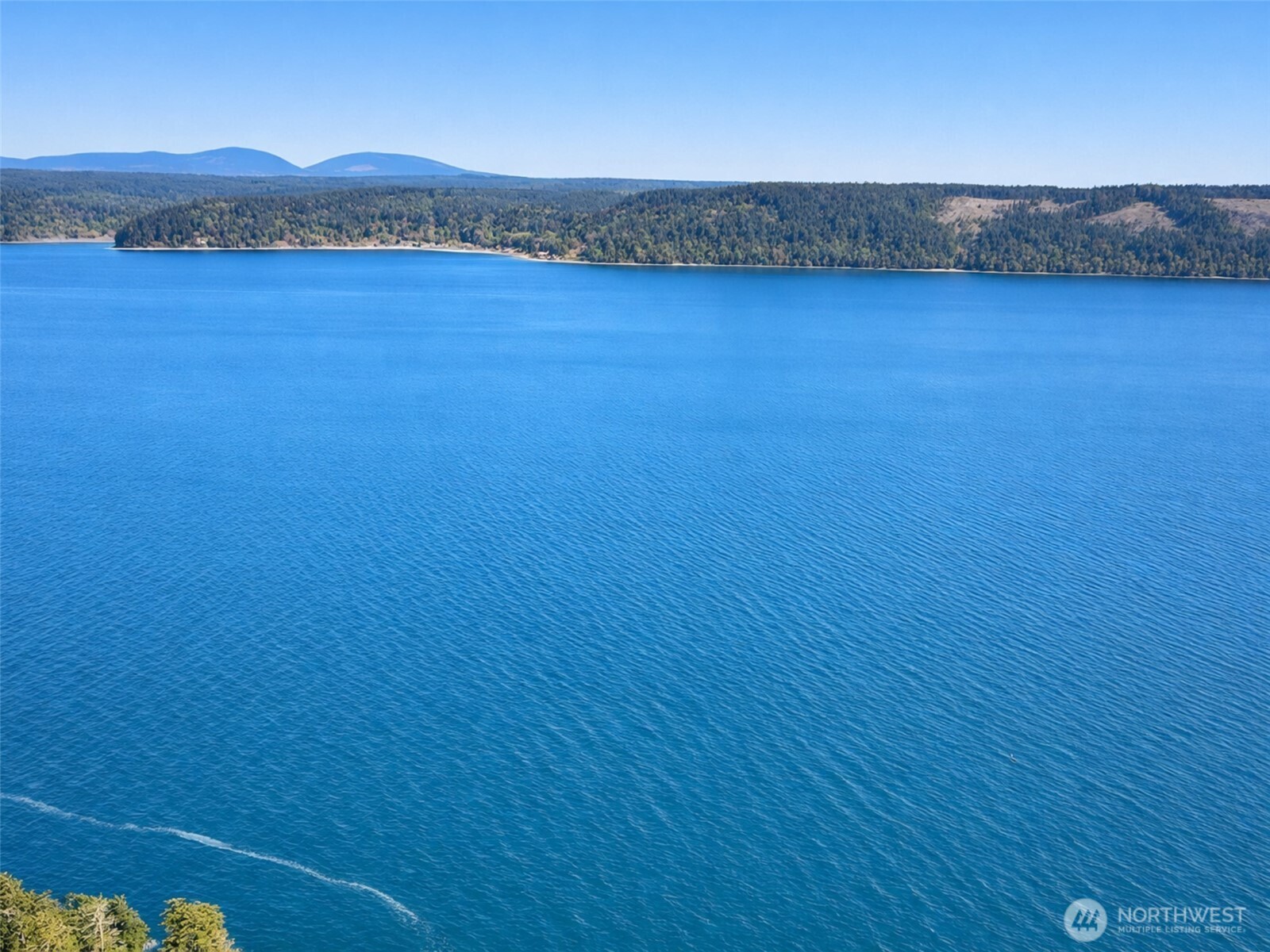 619 N Colony Surf Drive , Lilliwaup, WA 98555