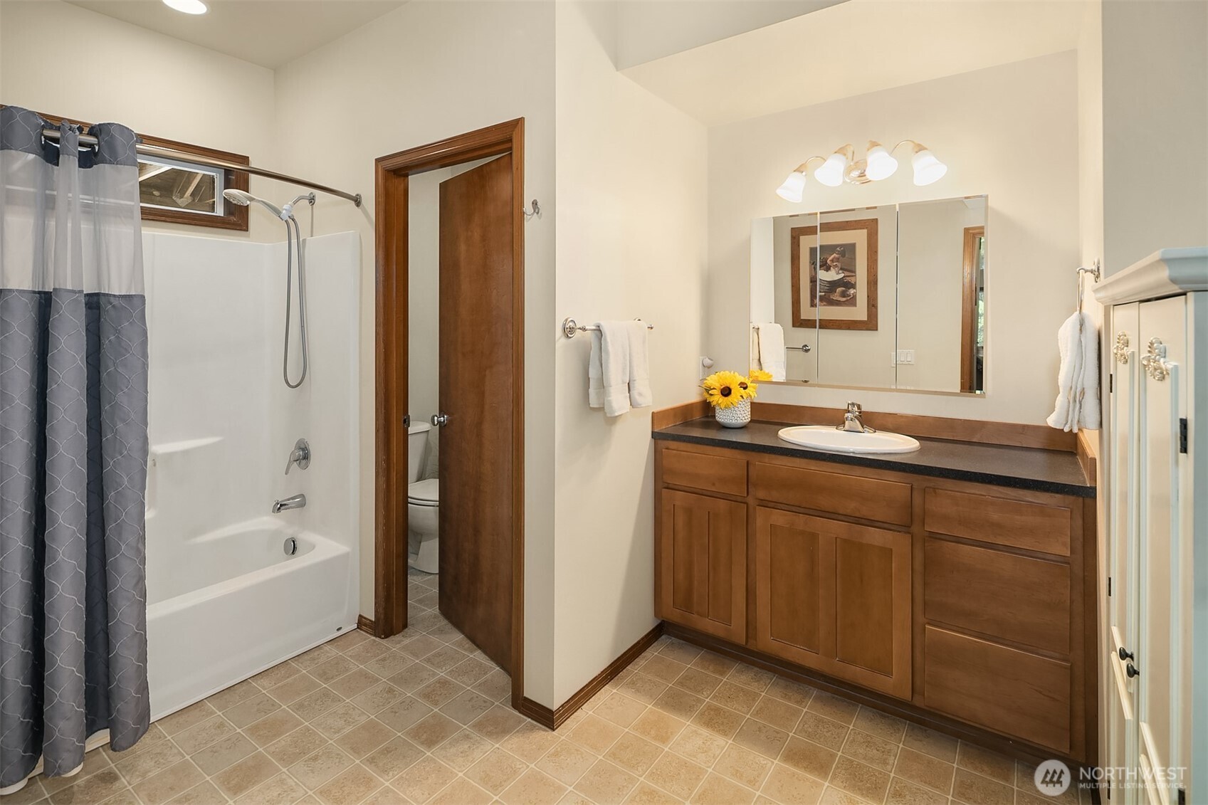 135 Rally Way , Easton, WA 98925