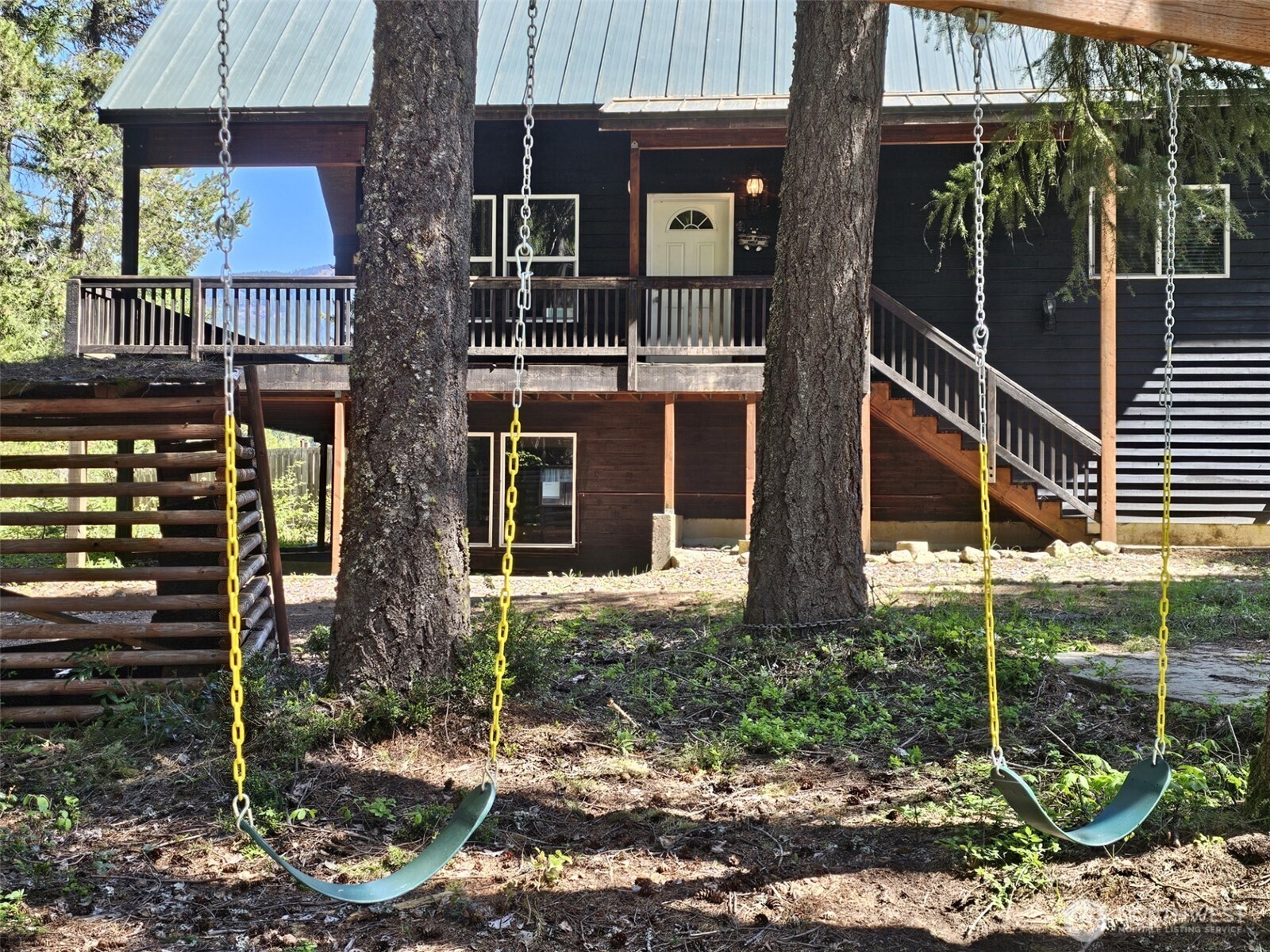 135 Rally Way , Easton, WA 98925