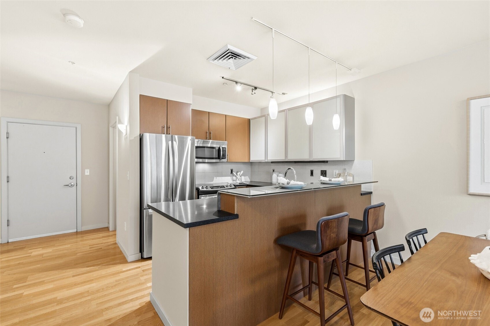 3104 Western Avenue #218, Seattle, WA 98121