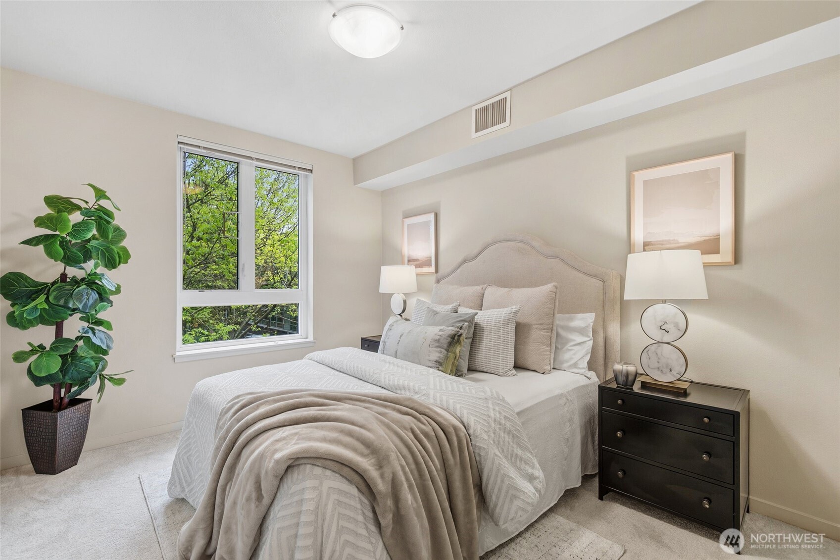 3104 Western Avenue #218, Seattle, WA 98121