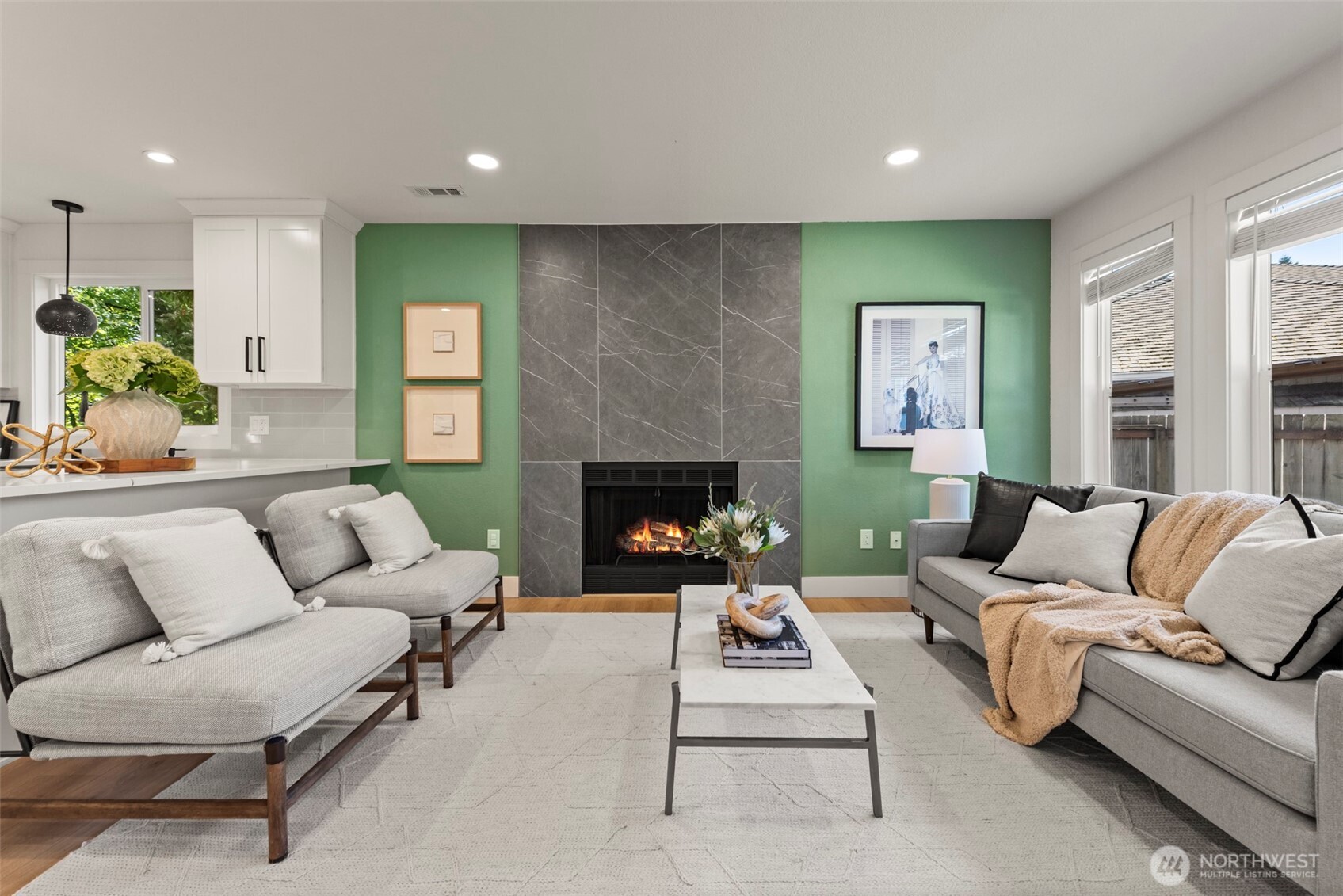 14824 104th Avenue NE, Bothell, WA 98011