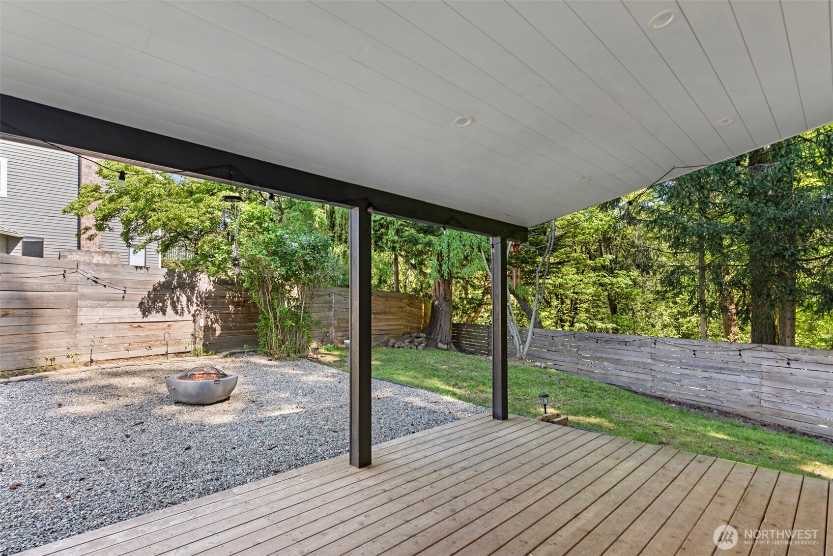 14824 104th Avenue NE, Bothell, WA 98011