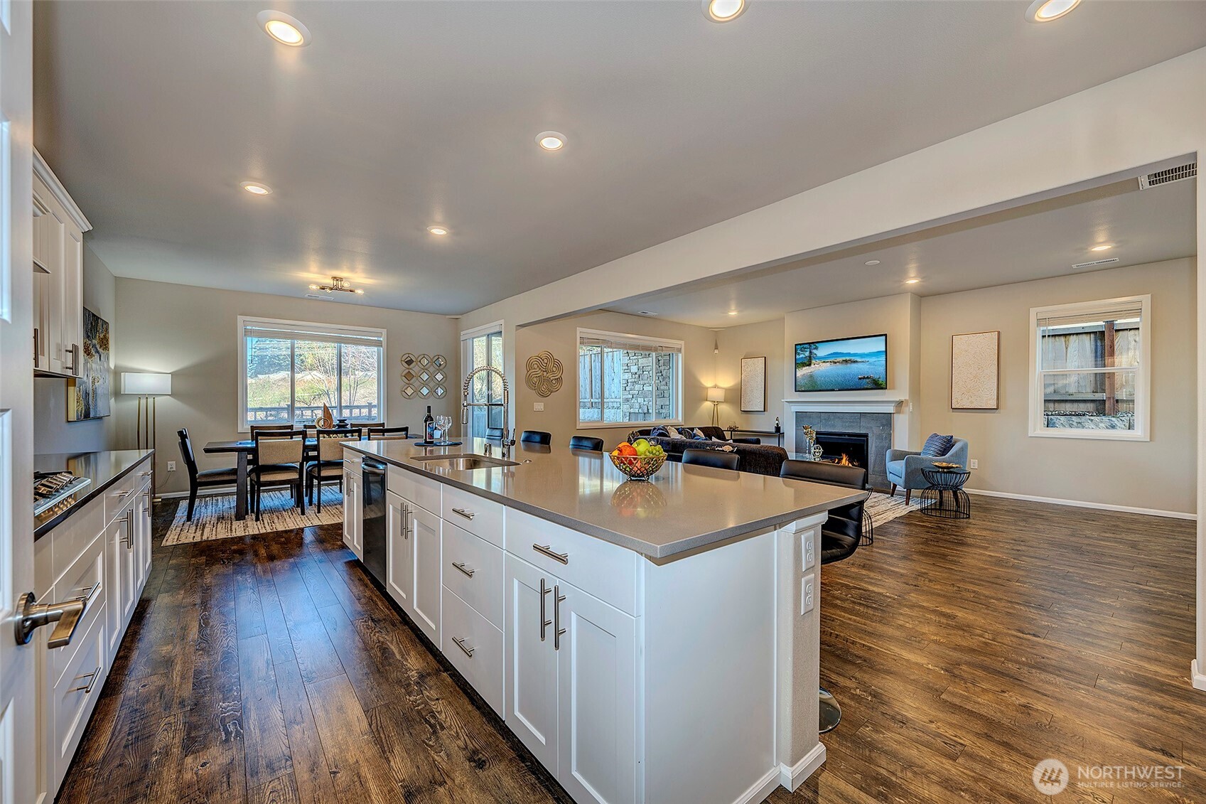 28902 239th Avenue SE, Maple Valley, WA 98010-5115