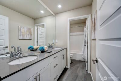 28902 239th Avenue SE, Maple Valley, WA 98010-5115 - Photo 28