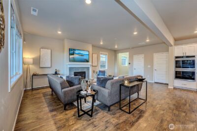 28902 239th Avenue SE, Maple Valley, WA 98010-5115 - Photo 8