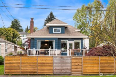 6411 WOODLAND Place N, Seattle, WA 98103 - Photo 1