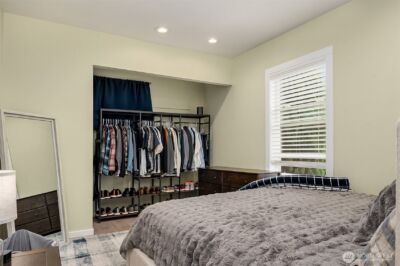 6411 WOODLAND Place N, Seattle, WA 98103 - Photo 13