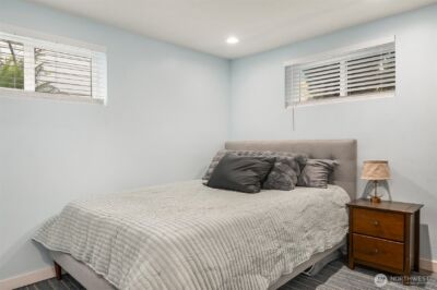 6411 WOODLAND Place N, Seattle, WA 98103 - Photo 21