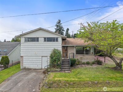 8403 S 120th St , Seattle, WA 98178 - Photo 1