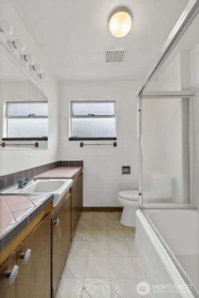 8403 S 120th St , Seattle, WA 98178 - Photo 20