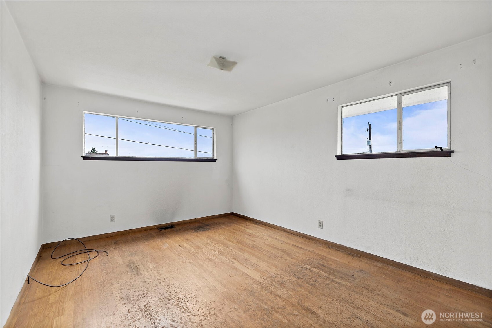 8403 S 120th St , Seattle, WA 98178
