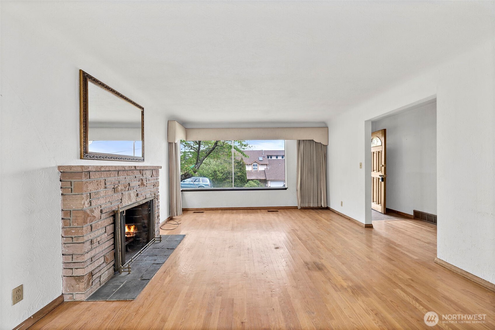 8403 S 120th St , Seattle, WA 98178