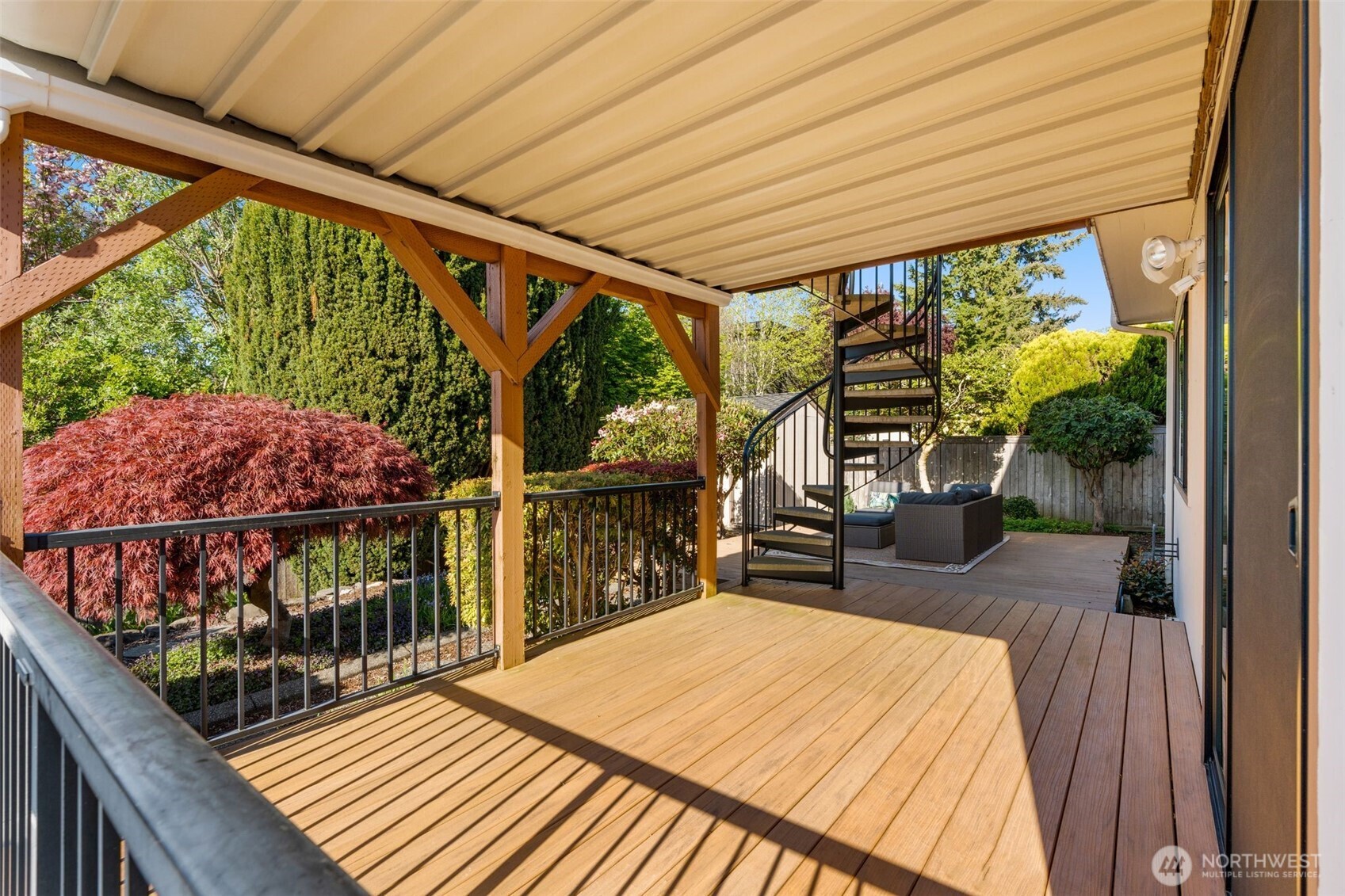 5414 SW Charlestown Street , Seattle, WA 98116