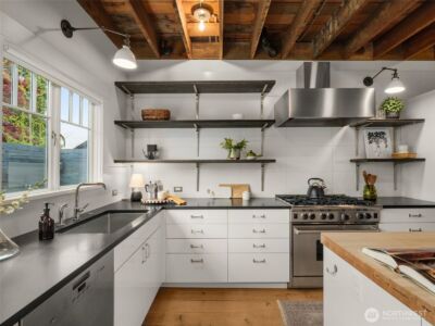 1909 4th Avenue N, Seattle, WA 98109 - Photo 13