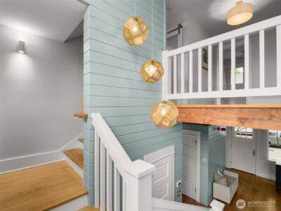 1909 4th Avenue N, Seattle, WA 98109 - Photo 15