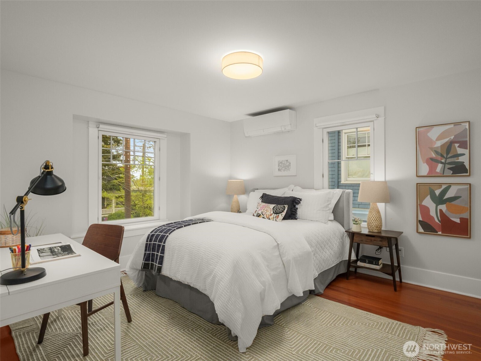 1909 4th Avenue N, Seattle, WA 98109