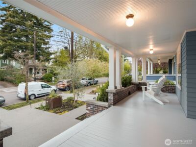 1909 4th Avenue N, Seattle, WA 98109 - Photo 3