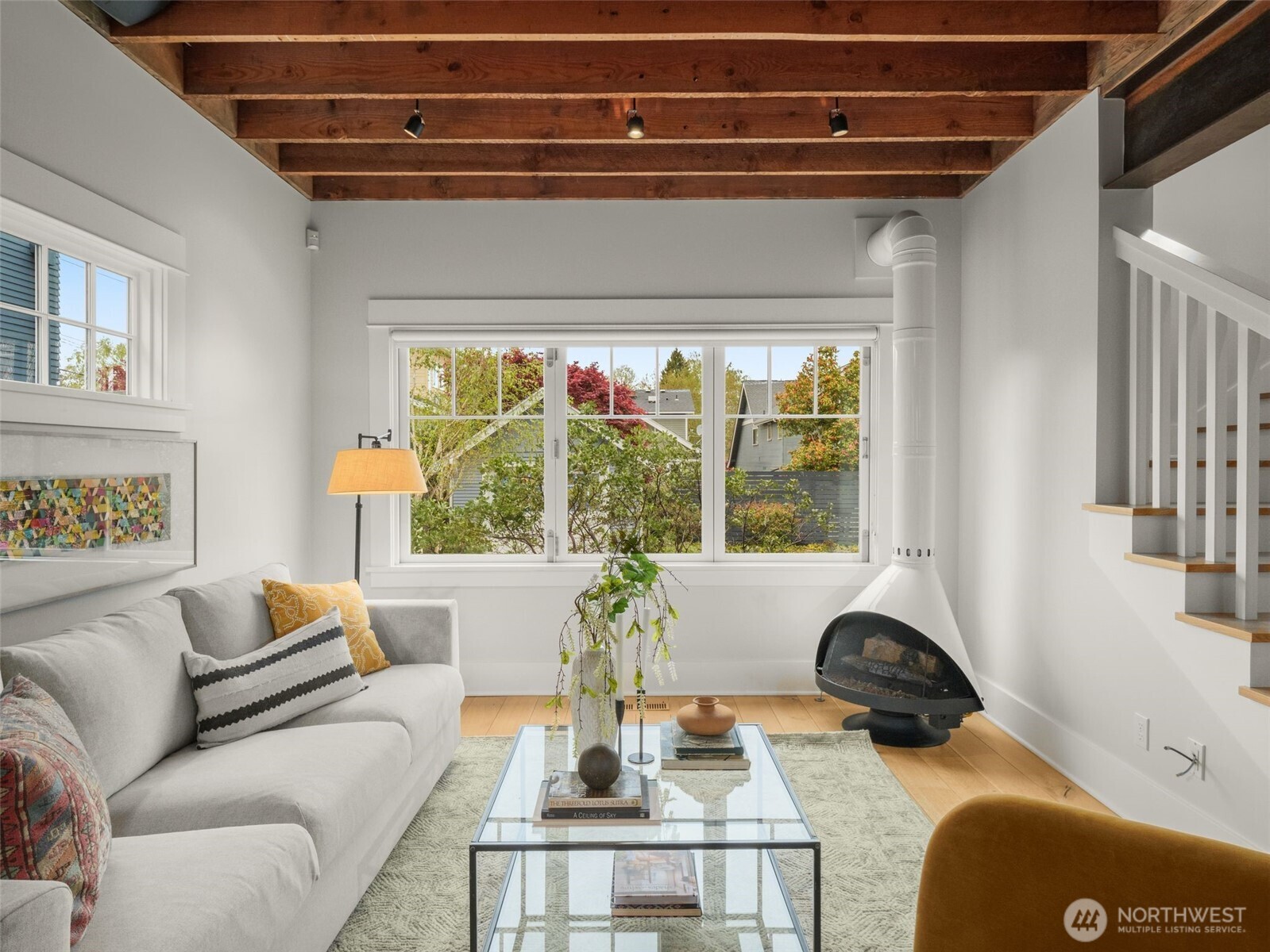 1909 4th Avenue N, Seattle, WA 98109