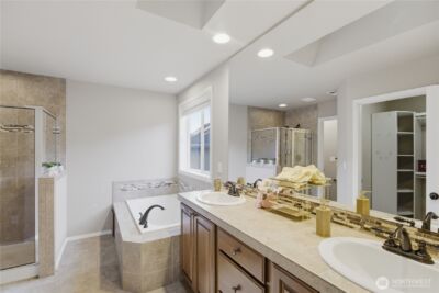 12855 NE 197th Place , Woodinville, WA 98072 - Photo 29