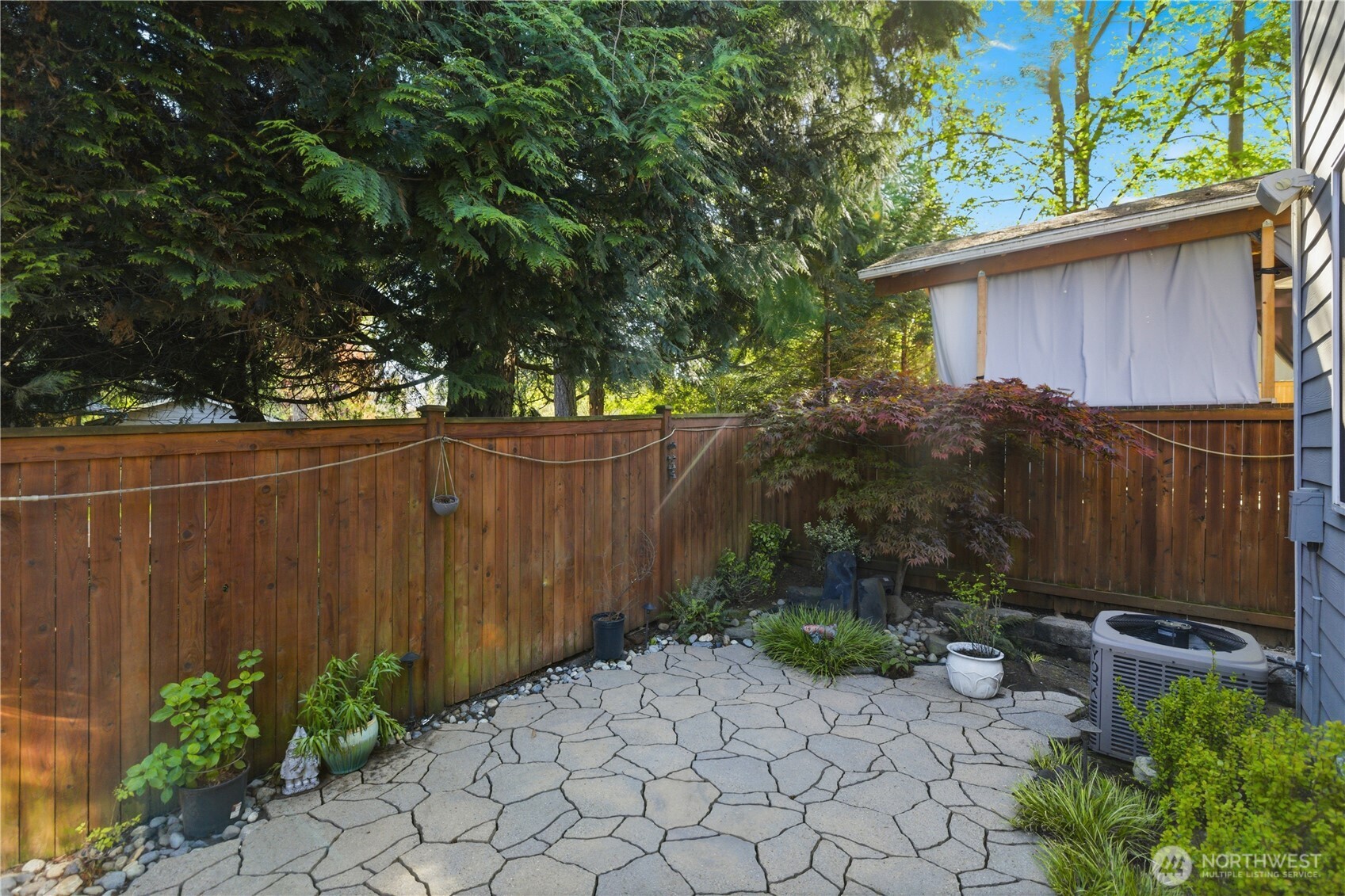 12855 NE 197th Place , Woodinville, WA 98072