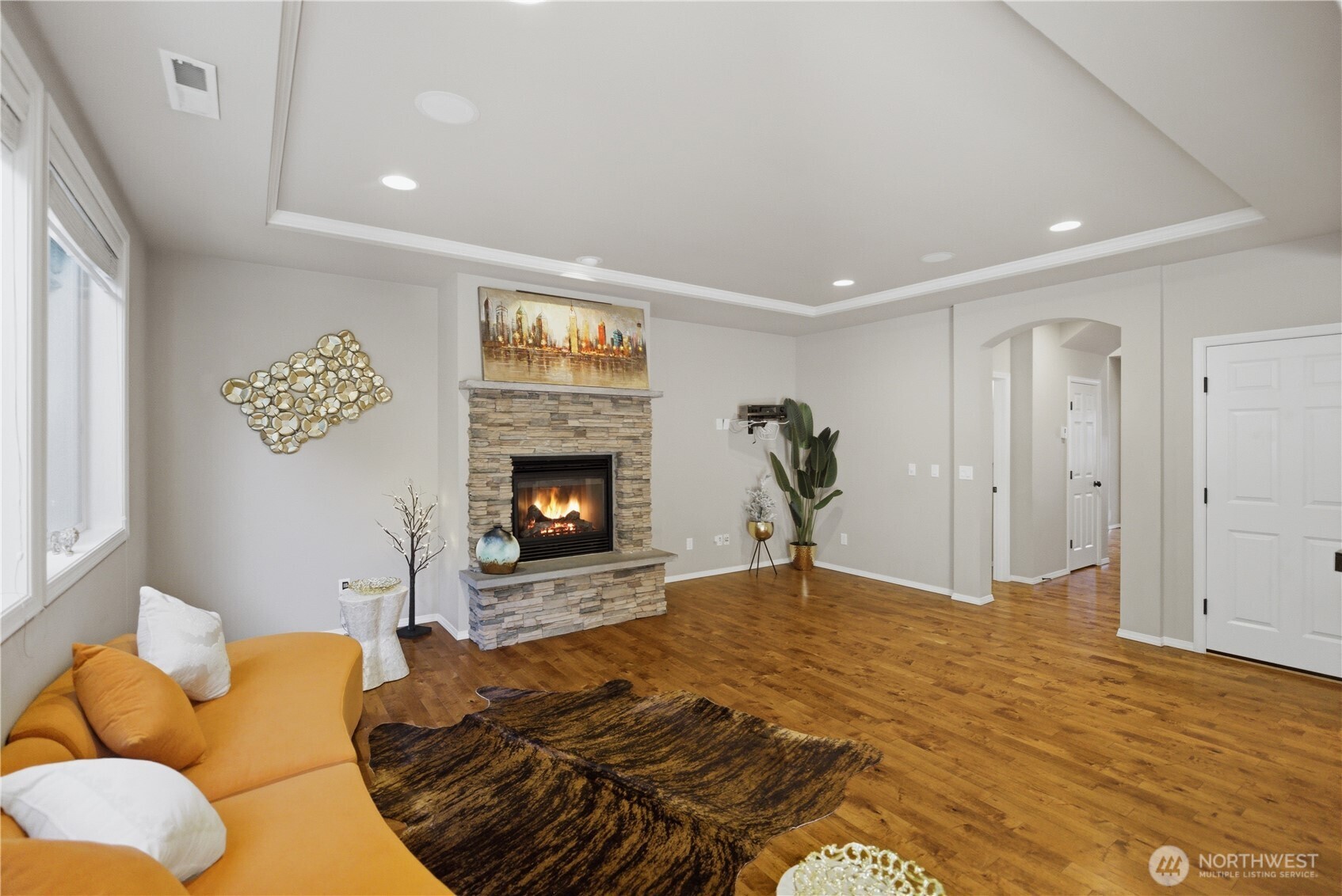 12855 NE 197th Place , Woodinville, WA 98072