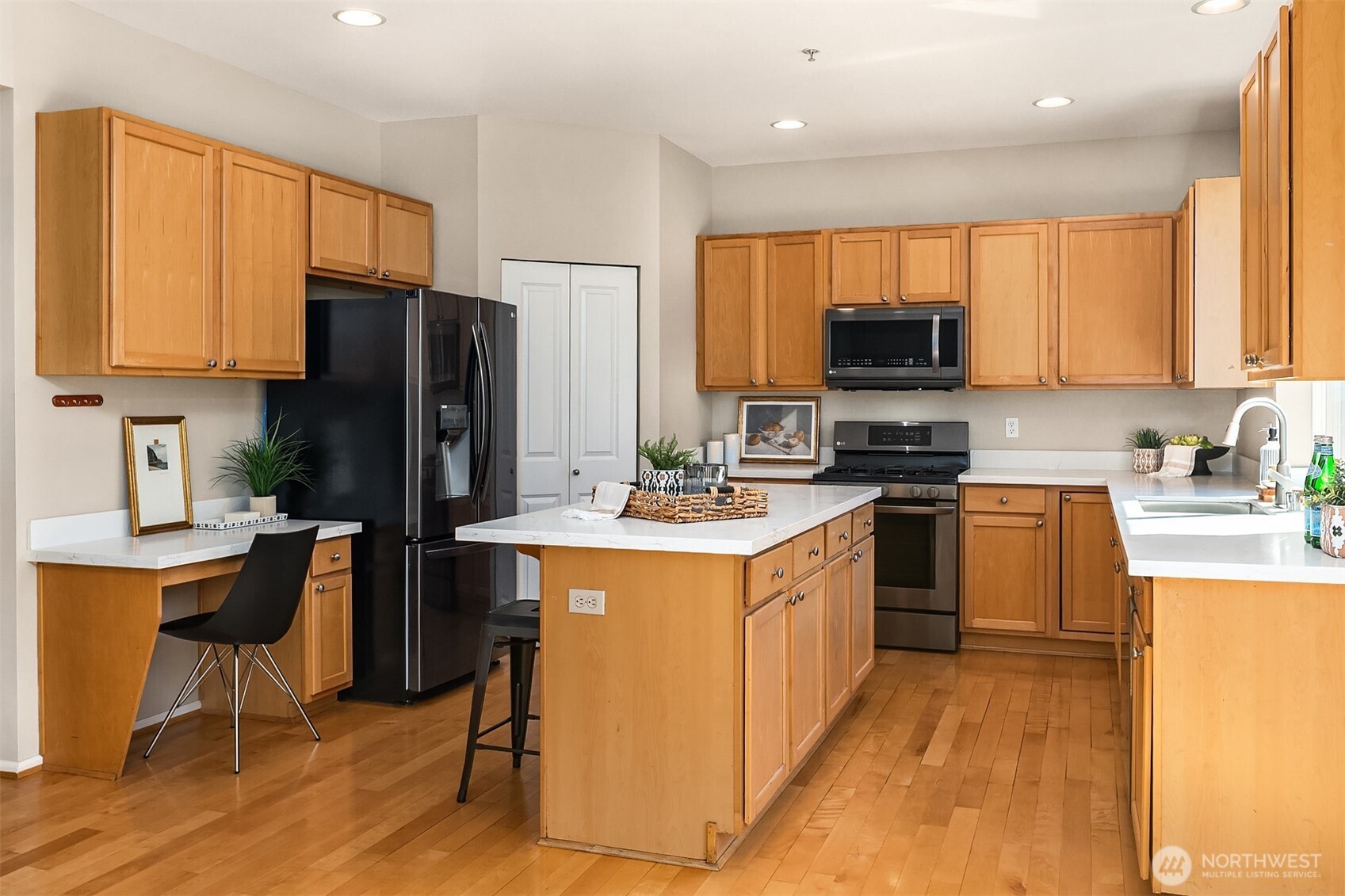 4507 S 220th Street , Kent, WA 98032