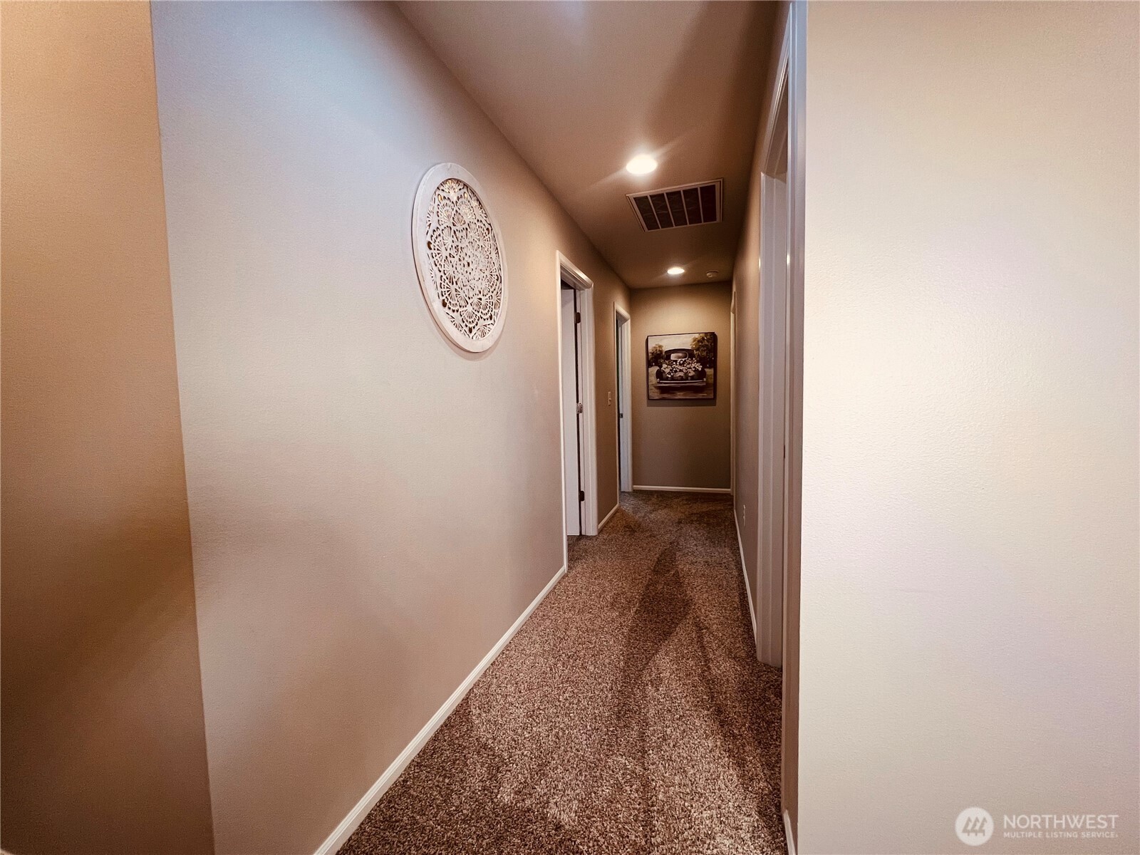 2727 Cassius Street NE, Lacey, WA 98516