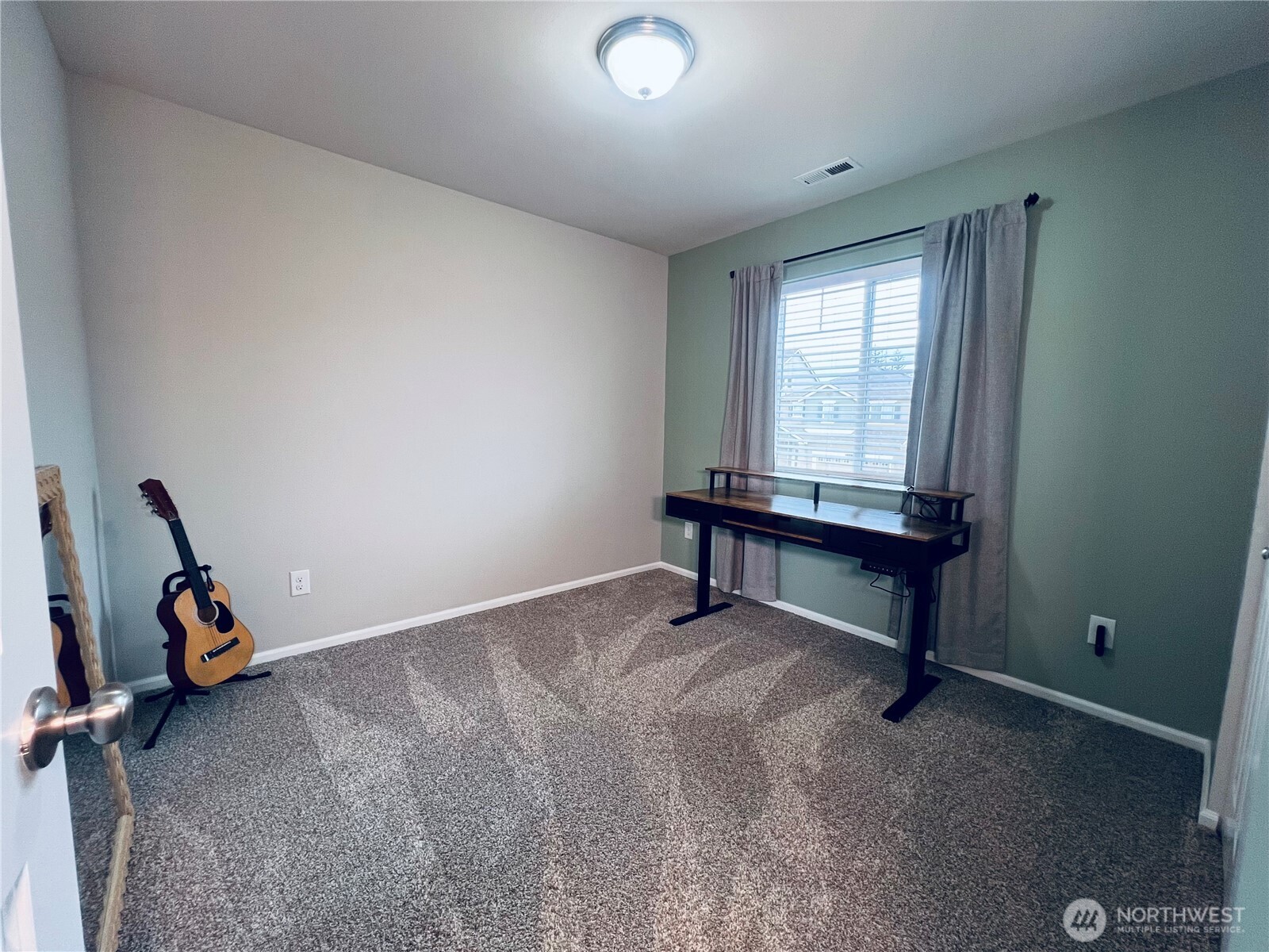 2727 Cassius Street NE, Lacey, WA 98516