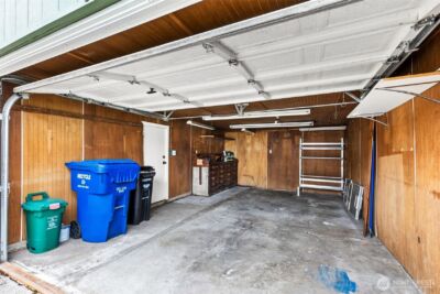 705 N 104th Street , Seattle, WA 98133 - Photo 22