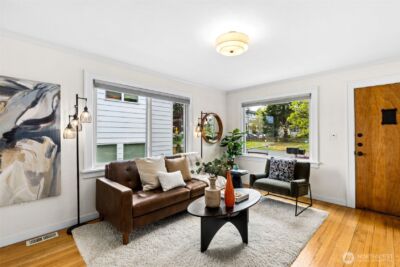 705 N 104th Street , Seattle, WA 98133 - Photo 3