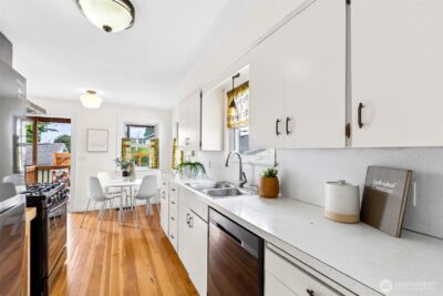 705 N 104th Street , Seattle, WA 98133 - Photo 5