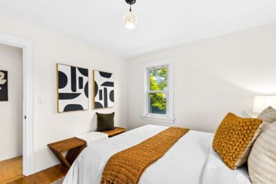 705 N 104th Street , Seattle, WA 98133 - Photo 9